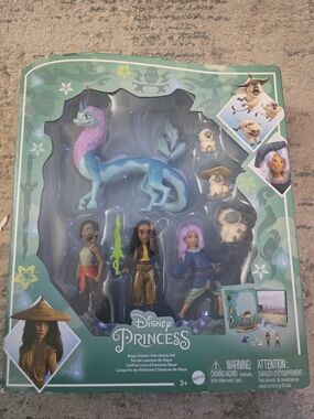 Disney Princess Raya Classic Storybook Set - Teal & Purple